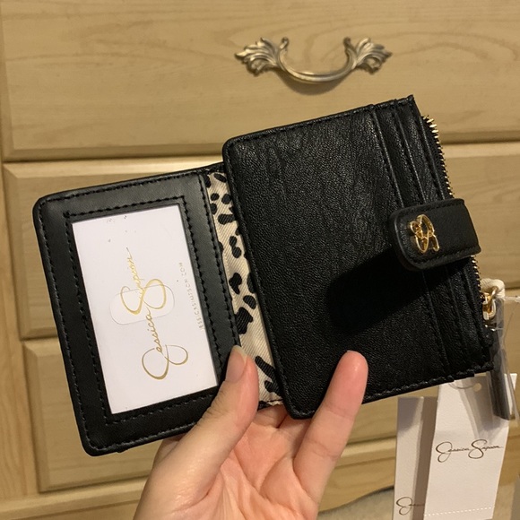 Jessica Simpson Card Wallet - Picture 5 of 9